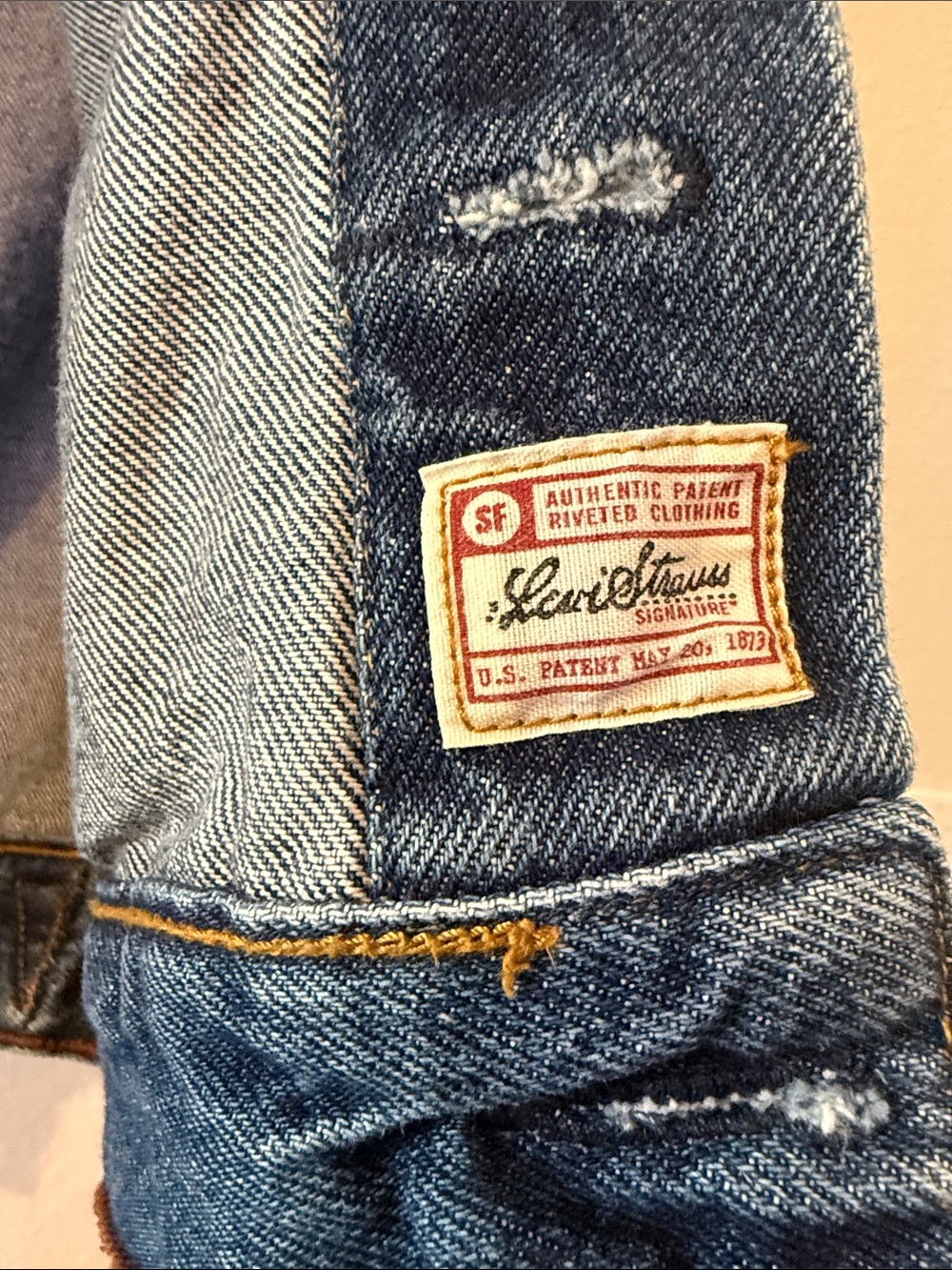 Levi Strauss Signature Vintage Classic Blue Denim Jacket with Tan Stitching S - Picture 4 of 8